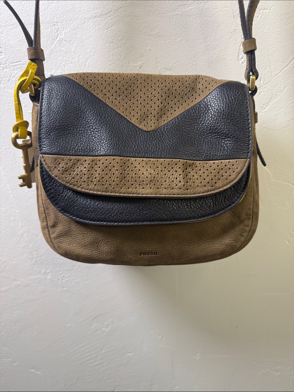 Fossil Canteen Two-Tone Black and Brown Leather Crossbody